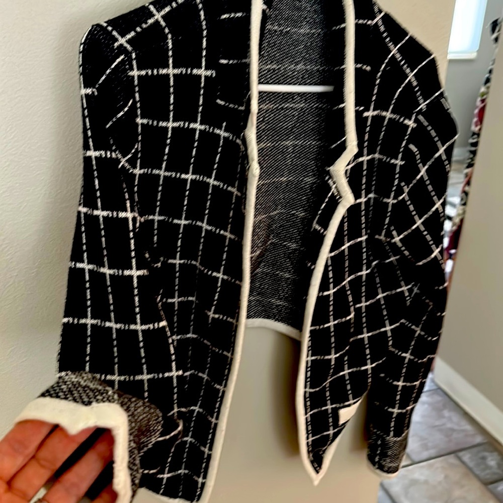 Urban outfitters cropped sweater/jacket